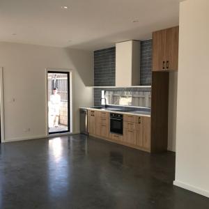 Extension Caulfield
