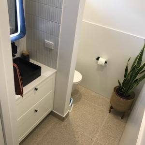 Bathroom, powder room renovation - Montmorency